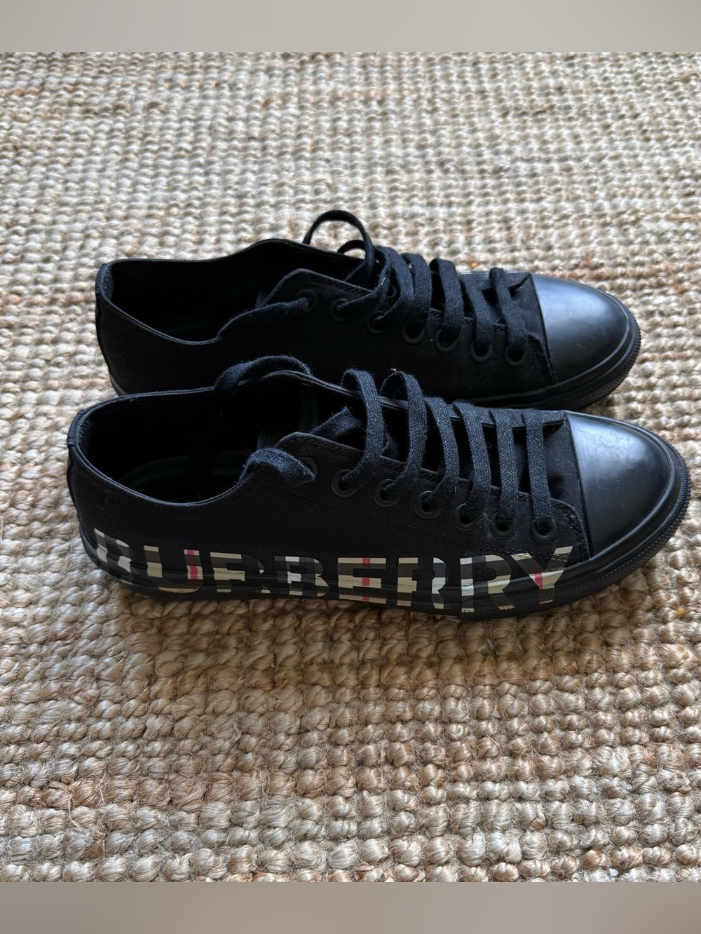 Burberry Larkhall Low-Top Black Canvas Sneakers - Pristine Condition - Picture 6 of 13